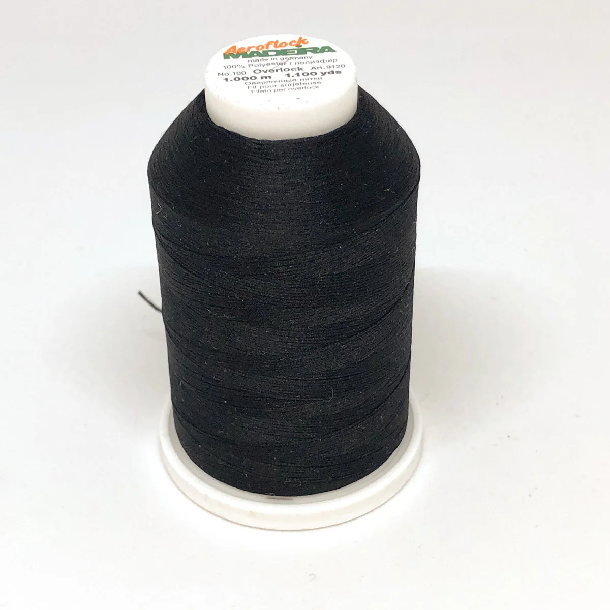 Serger thread Aeroflock Madeira 1000m - 8000- Black